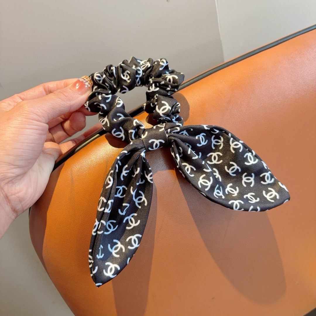 CHANEL シャネル ヘアバンド ロング リボン 本革 ブラック ホワイト 全2色 - 画像 8