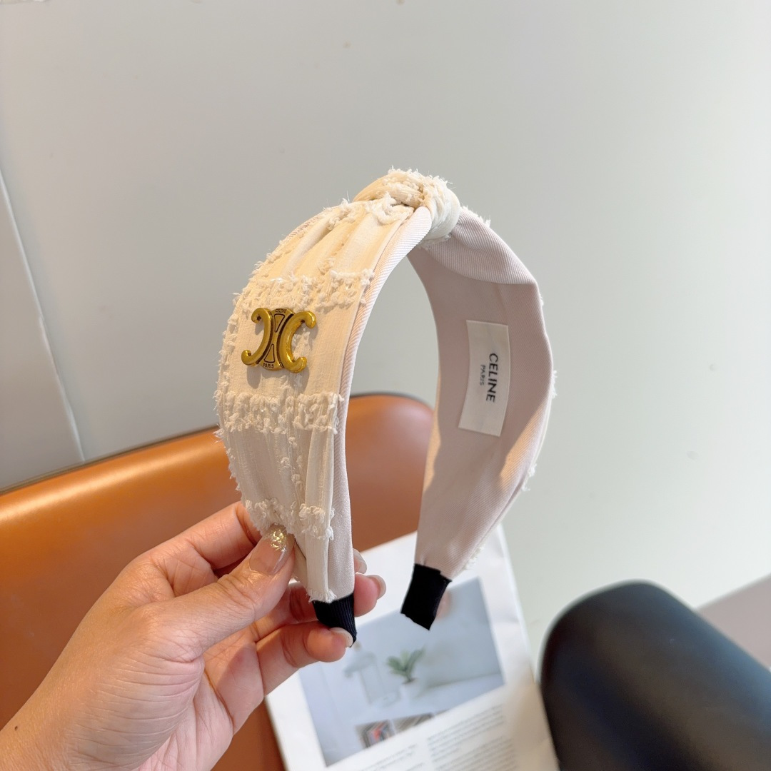 CELINE シャネル ヘアアクセント フレーム ブランド フラットヘアバンド シェービング ブラック ホワイト 全2色