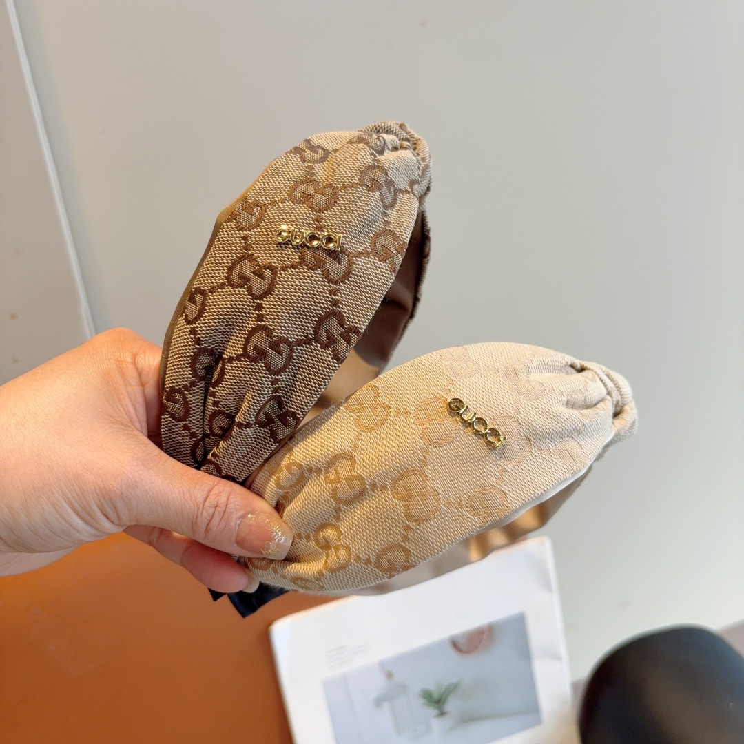 GUCCI グッチ ヘアバンド ボリューム ブランド トゥルーファン ブラウン 全1色