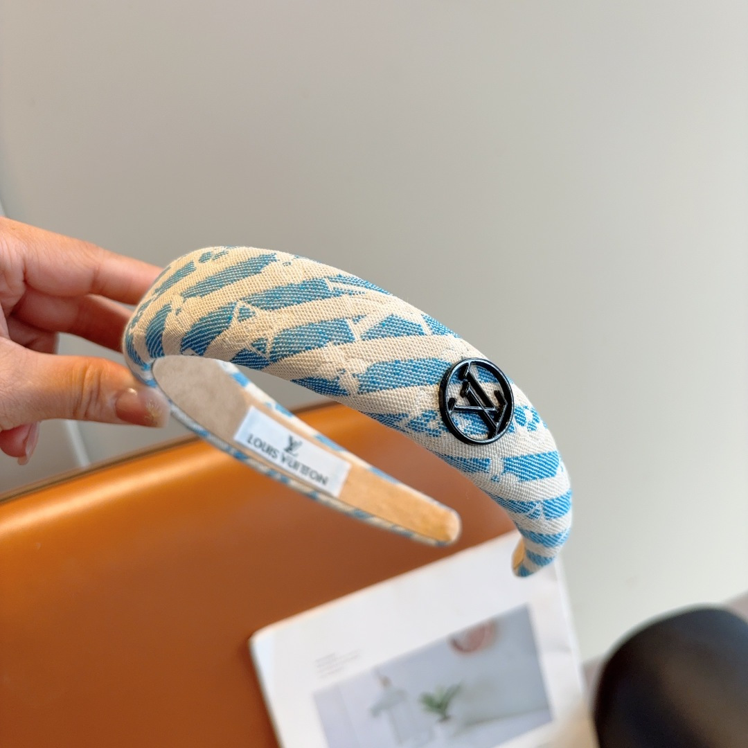 LOUIS VUITTON ルイヴィトン ヘアアクセサリー ファブリック ブランドロゴ ブルー 35文字 - 画像 3