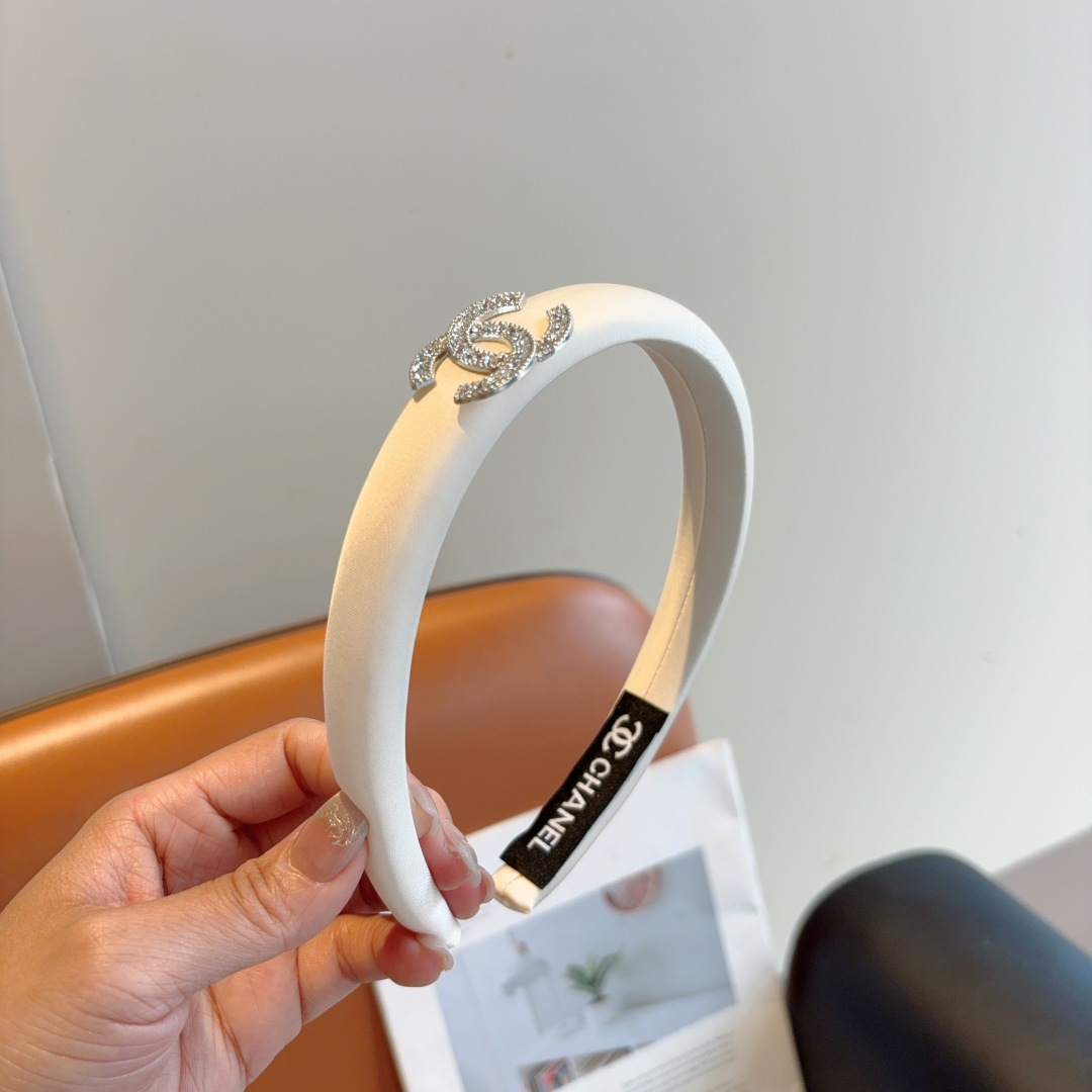 CHANEL シャネル ヘアバンド 本革 ブランド シルク 全3色 - 画像 2