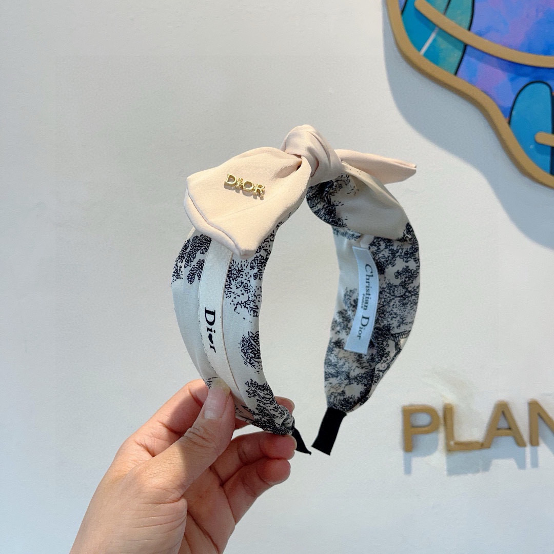 DIOR ディオール ヘアアクセサリー ファッション ブランド プリント ベージュ全2色