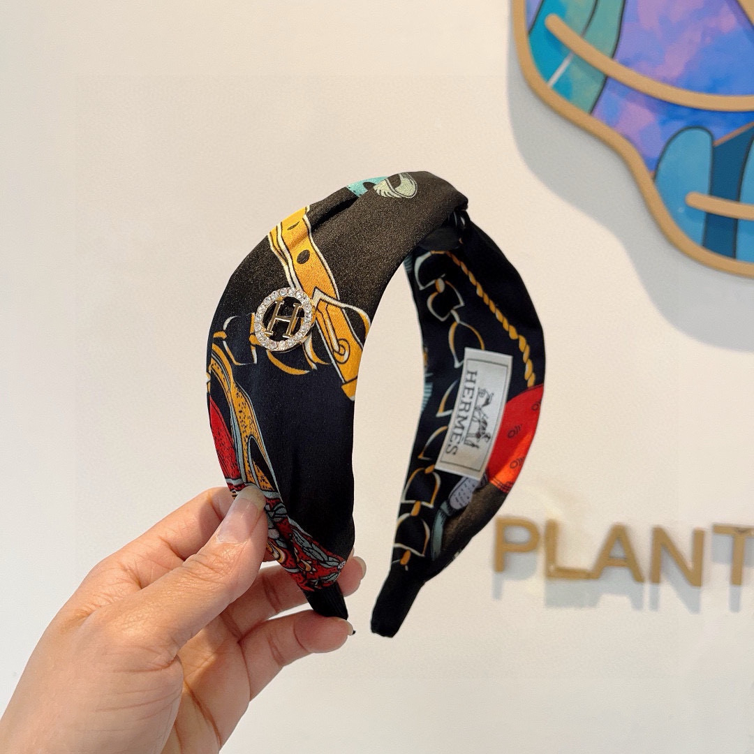 HERMES ラルム ヘアバンド ファッション ブランド ホワイト 黒 ブルー 2色展開