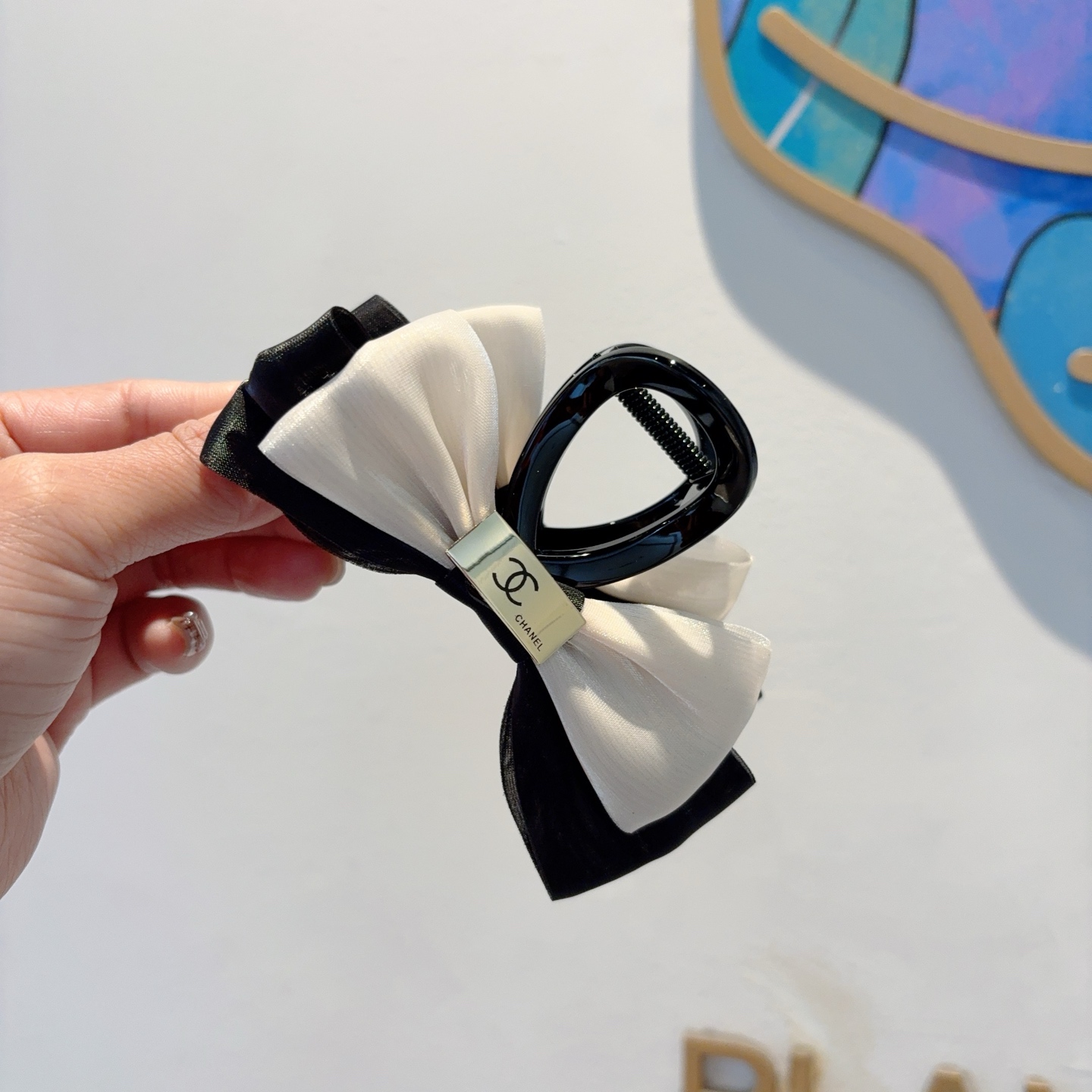 CHANEL シャネル ヘアクリップ フラットヘアクリップ ブラック ホワイト ファッション アクセサリー - 画像 3