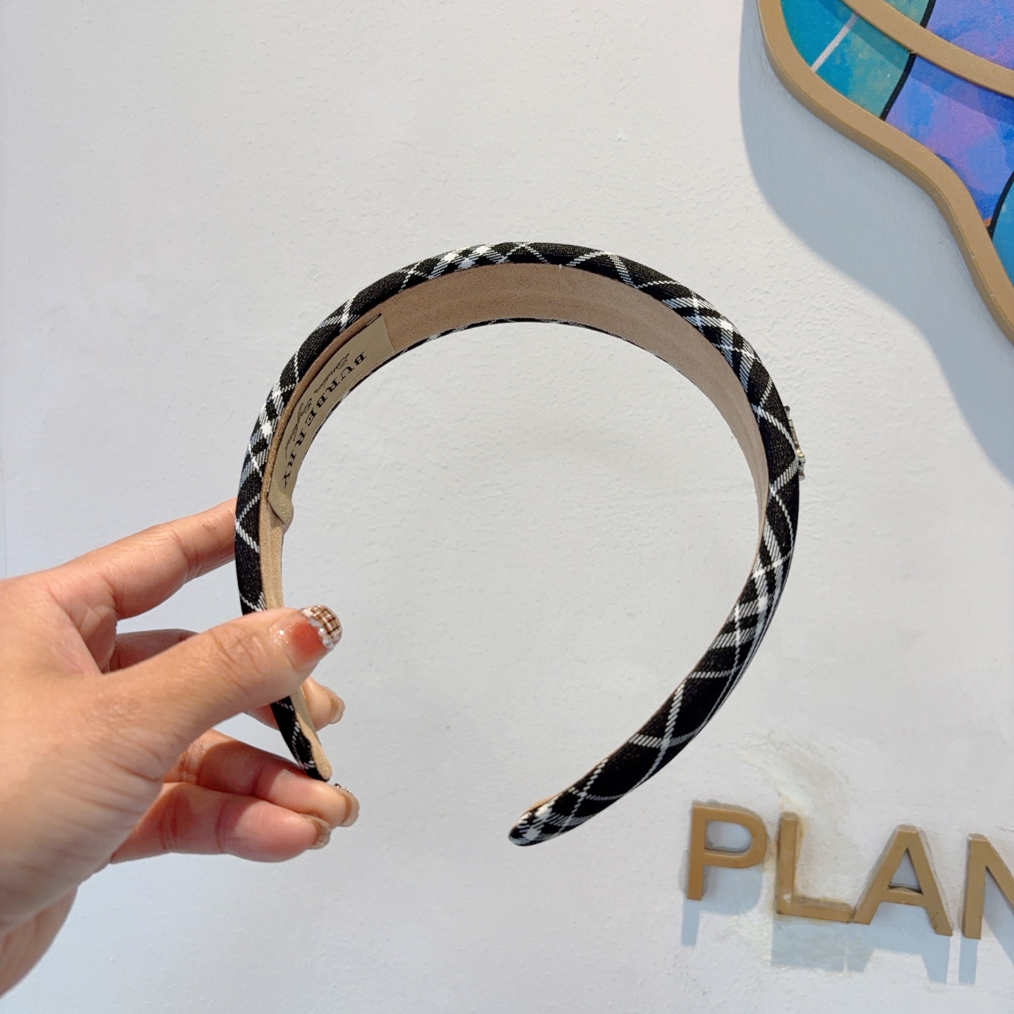 BURBERRY バーバリー ヘアアクセサリー プラットフォームヘッドバンド ブラック 全2色 - 画像 4