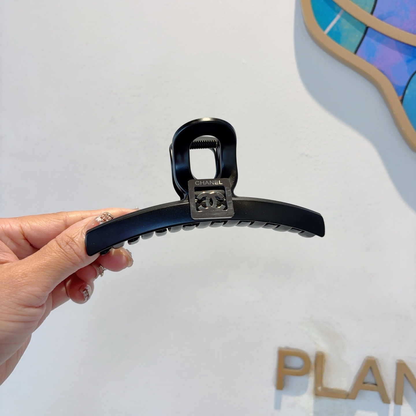 CHANEL シャネル ヘアクリップ 本革 ブラック レディース 60mm 全2色 - 画像 2