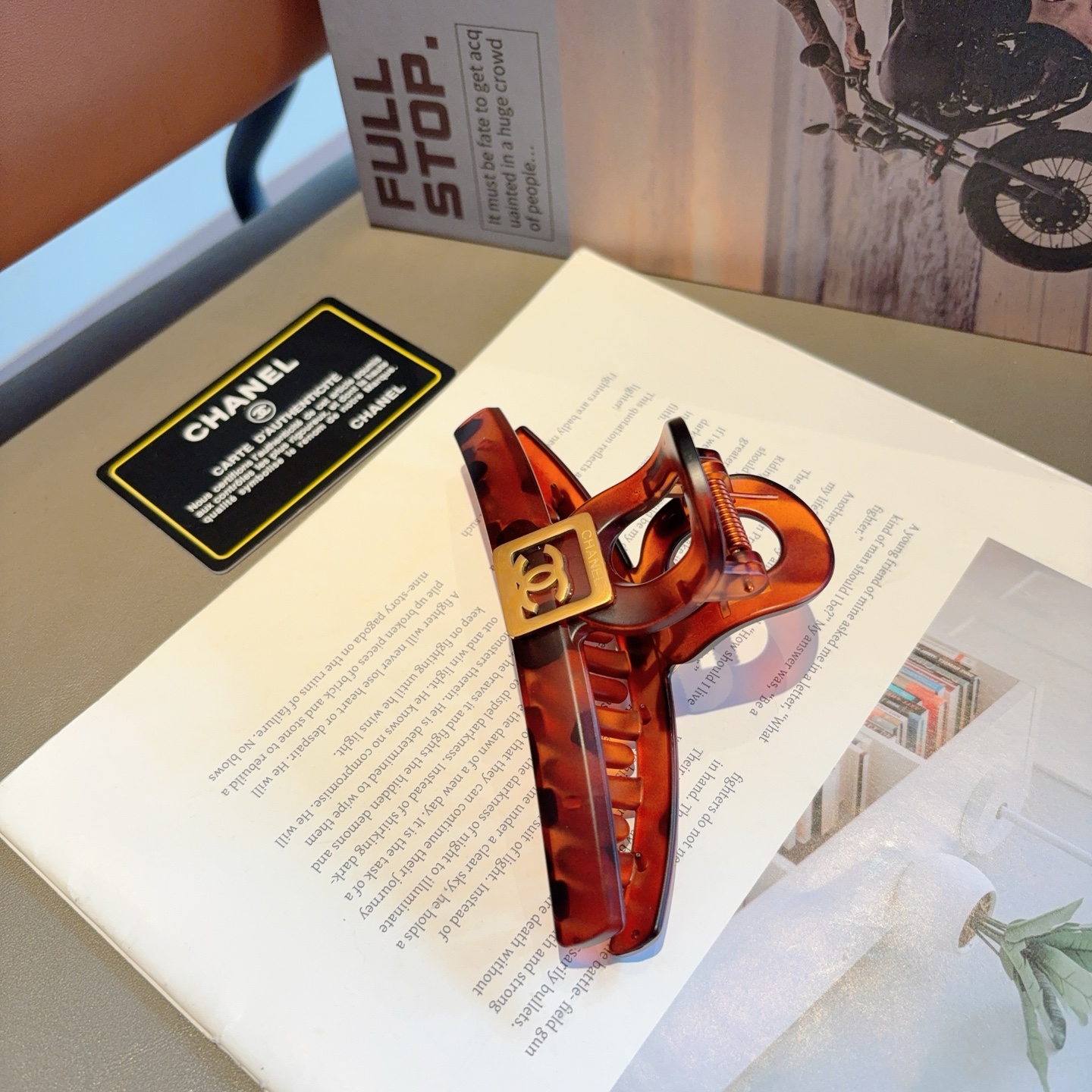 CHANEL シャネル ヘアクリップ 本革 シルク ブラック ネイビー ベージュ 全3色 - 画像 7