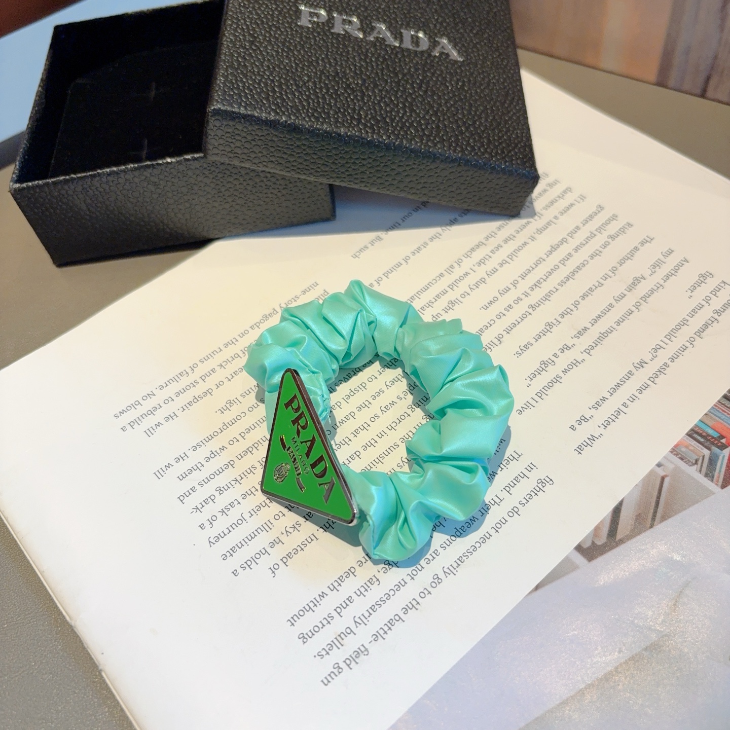 PRADA プラダ ヘアゴム プラダ ミラノ プラダ ロゴ ブランド 35文字 - 画像 2