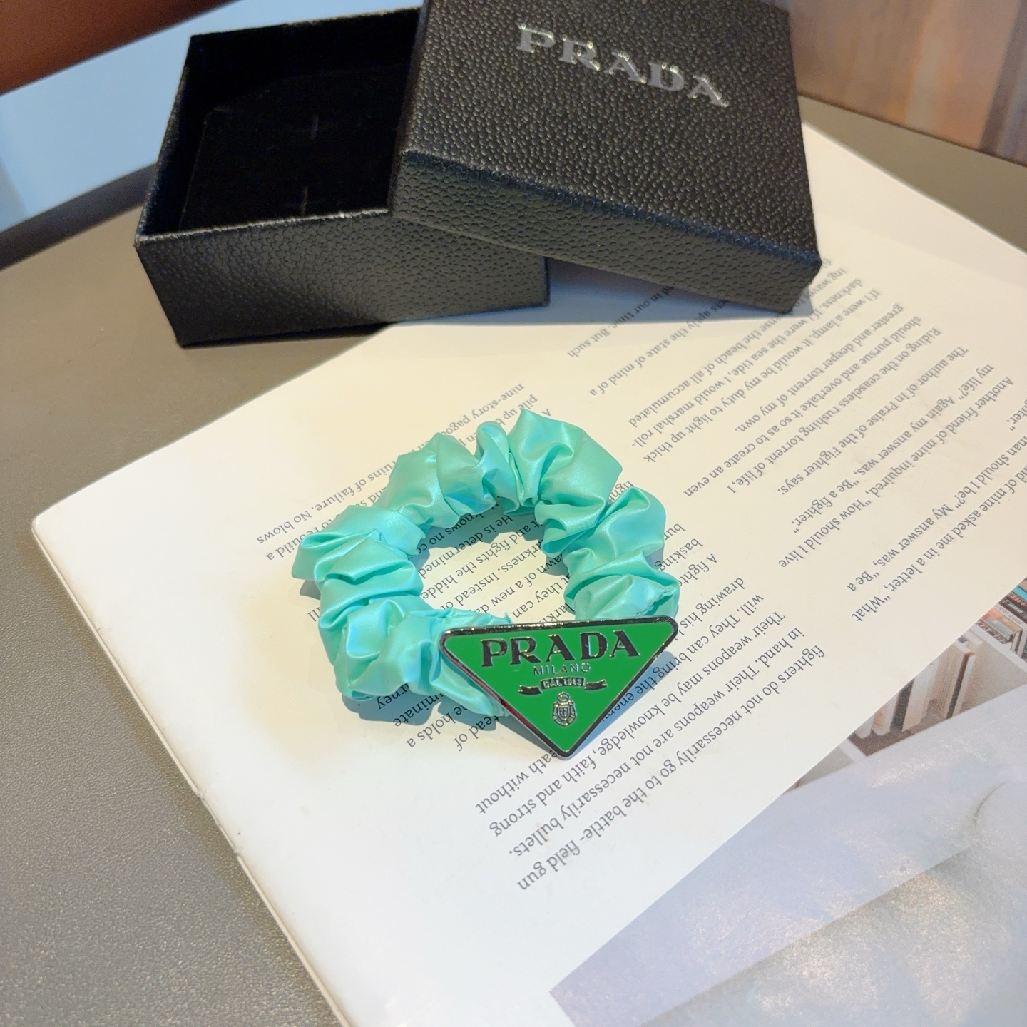 PRADA プラダ ヘアゴム プラダ ミラノ プラダ ロゴ ブランド 35文字 - 画像 3