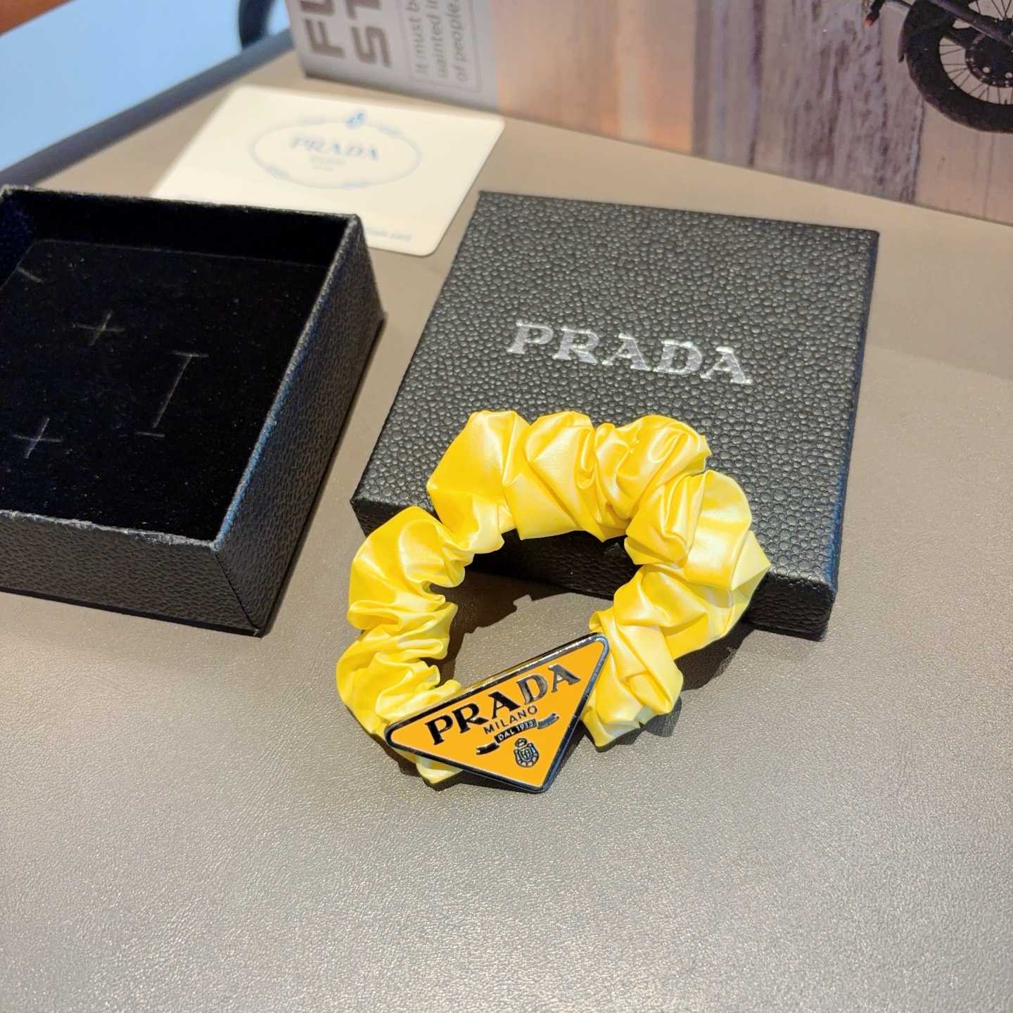 PRADA プラダ ヘアゴム プラダ ミラノ プラダ ロゴ ブランド 35文字 - 画像 7