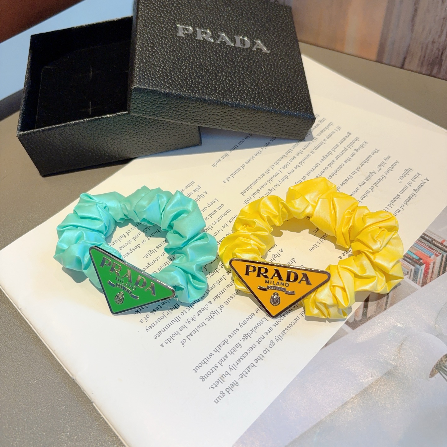 PRADA プラダ ヘアゴム プラダ ミラノ プラダ ロゴ ブランド 35文字 - 画像 9