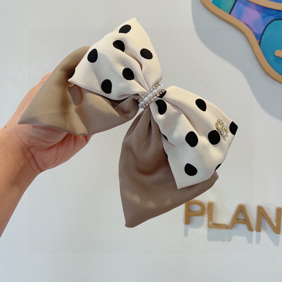 CHANEL シャネル ボリュームヘアクリップ ボールドポルカドット パール ブラック ホワイト グレー 全3色 - 画像 3