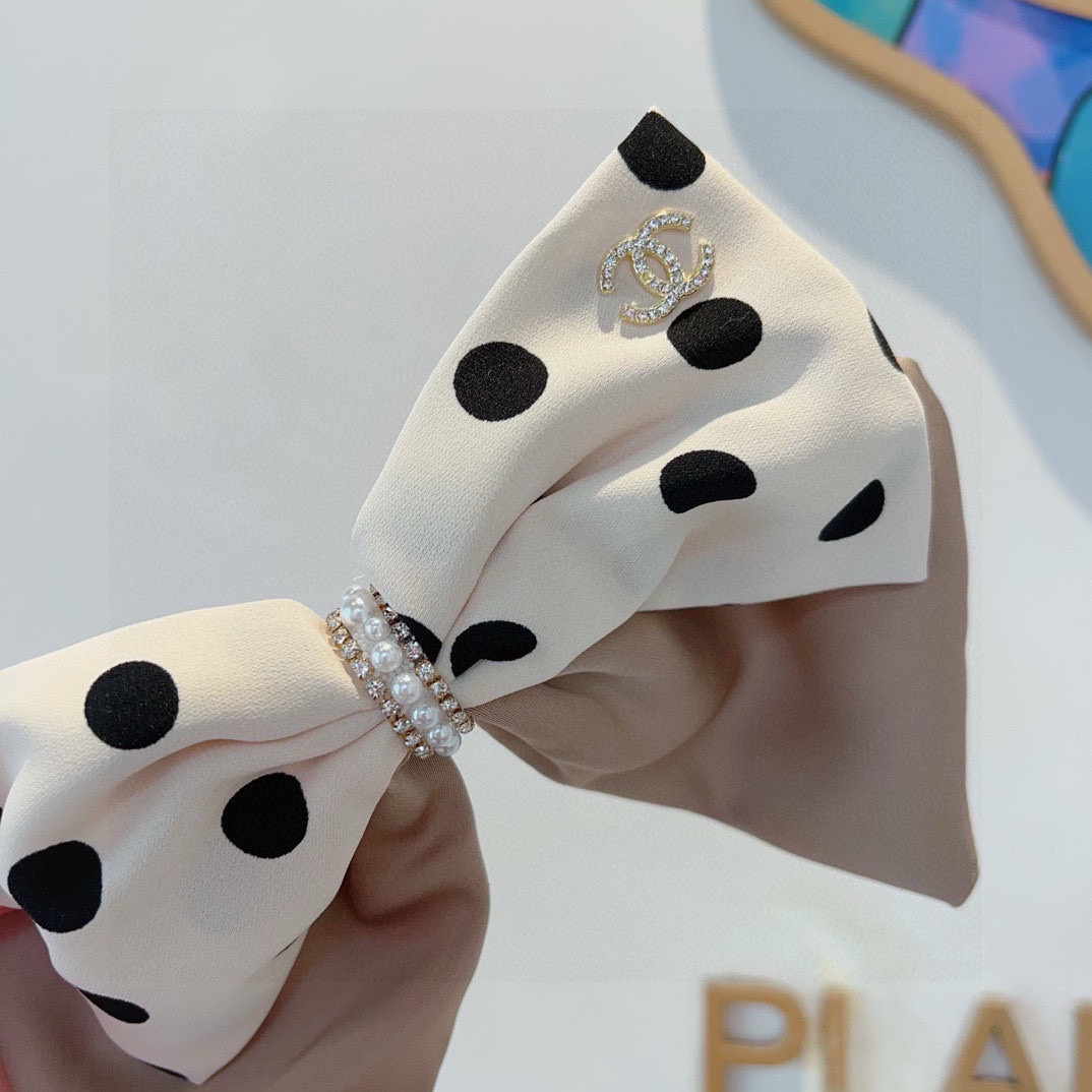 CHANEL シャネル ボリュームヘアクリップ ボールドポルカドット パール ブラック ホワイト グレー 全3色 - 画像 4