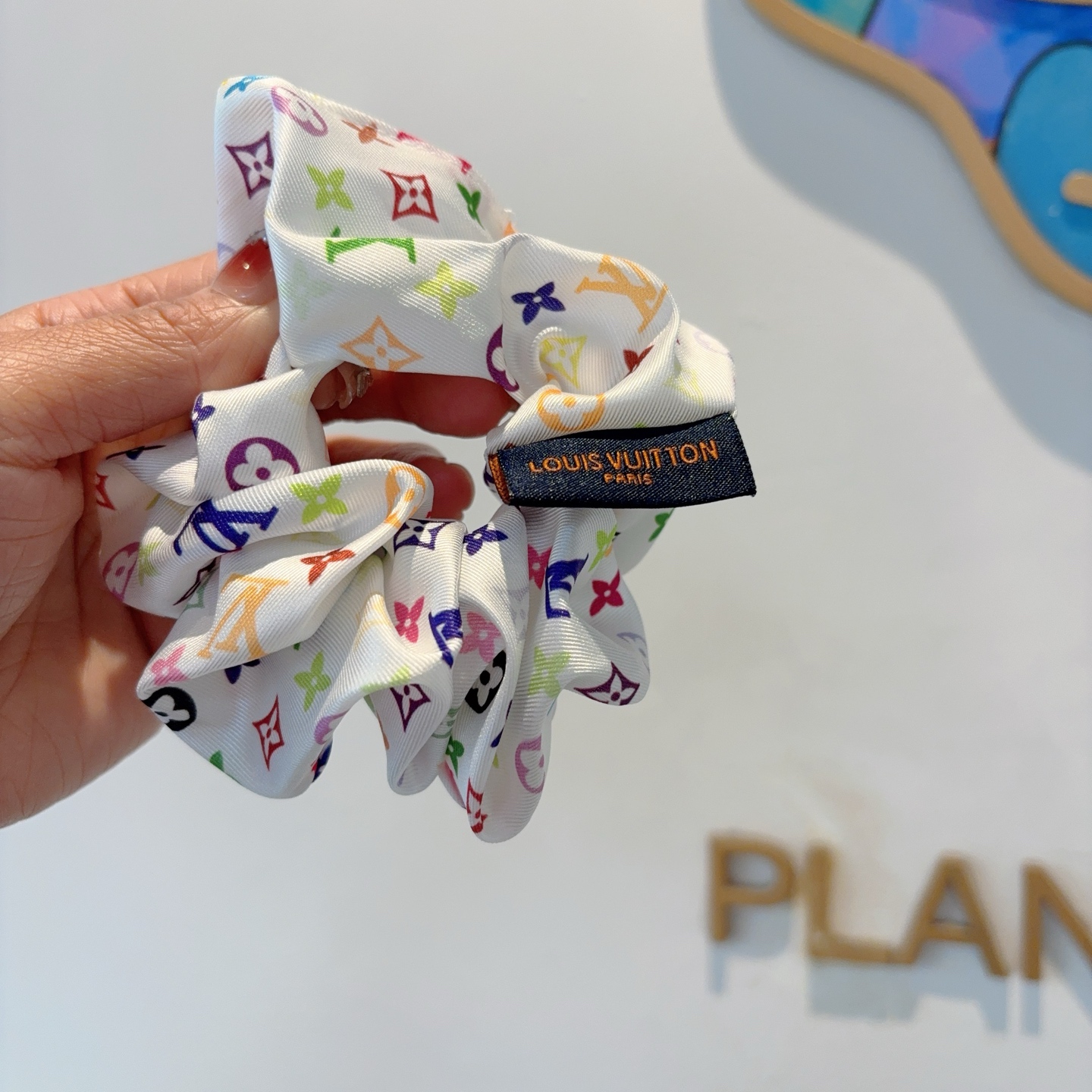 LOUIS VUITTON ルイ・ヴィトン ヘアゴム 本革 多色展開 - 画像 4