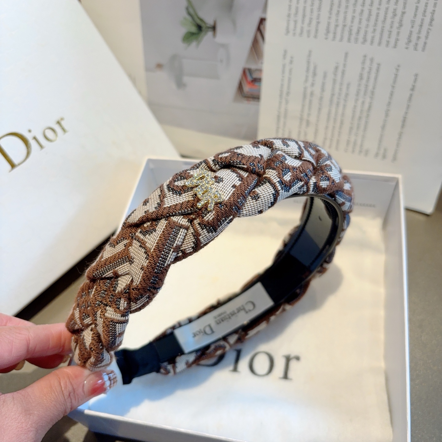 Dior ディオール ヘアアクセサリー ブランド ブランドヘアバンド ブラウン ブラック 全2色 - 画像 6