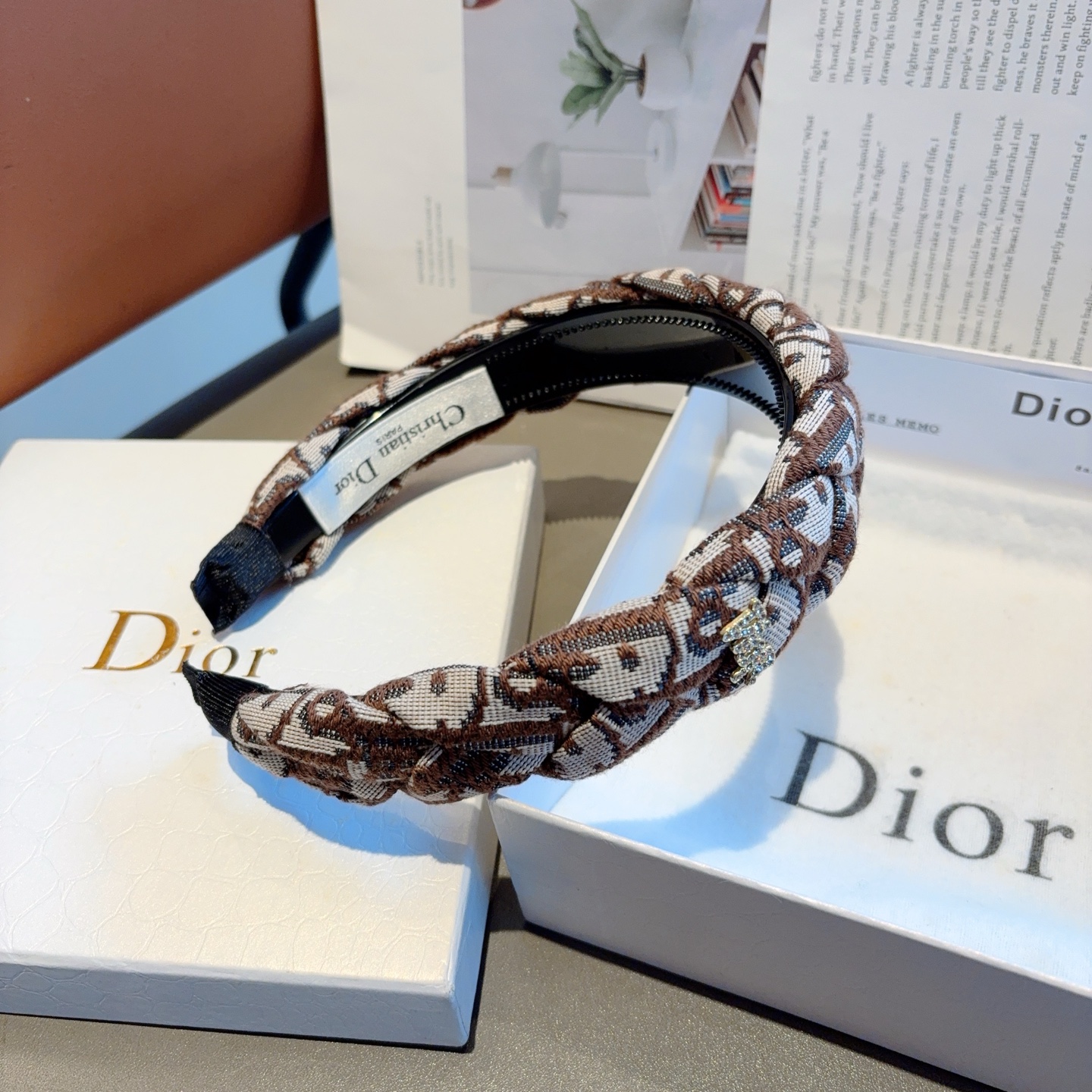 Dior ディオール ヘアアクセサリー ブランド ブランドヘアバンド ブラウン ブラック 全2色 - 画像 8