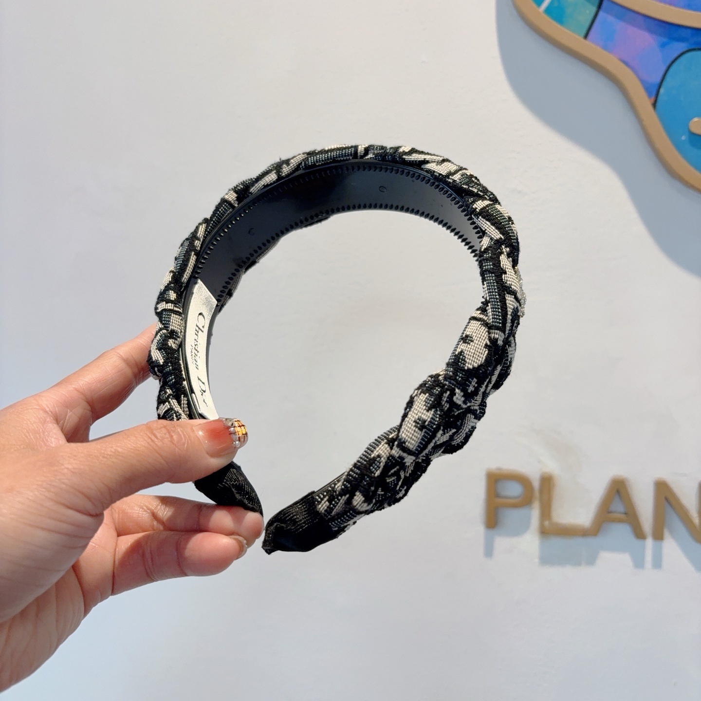 DIOR ディオール ヘアアクセサリー ブランドヘアバンド ブラック ブラウン 2色展開 - 画像 4