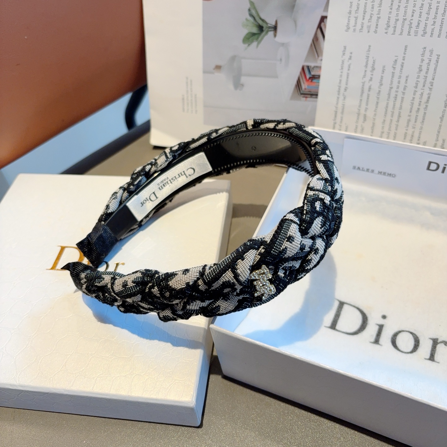 DIOR ディオール ヘアアクセサリー ブランドヘアバンド ブラック ブラウン 2色展開 - 画像 6