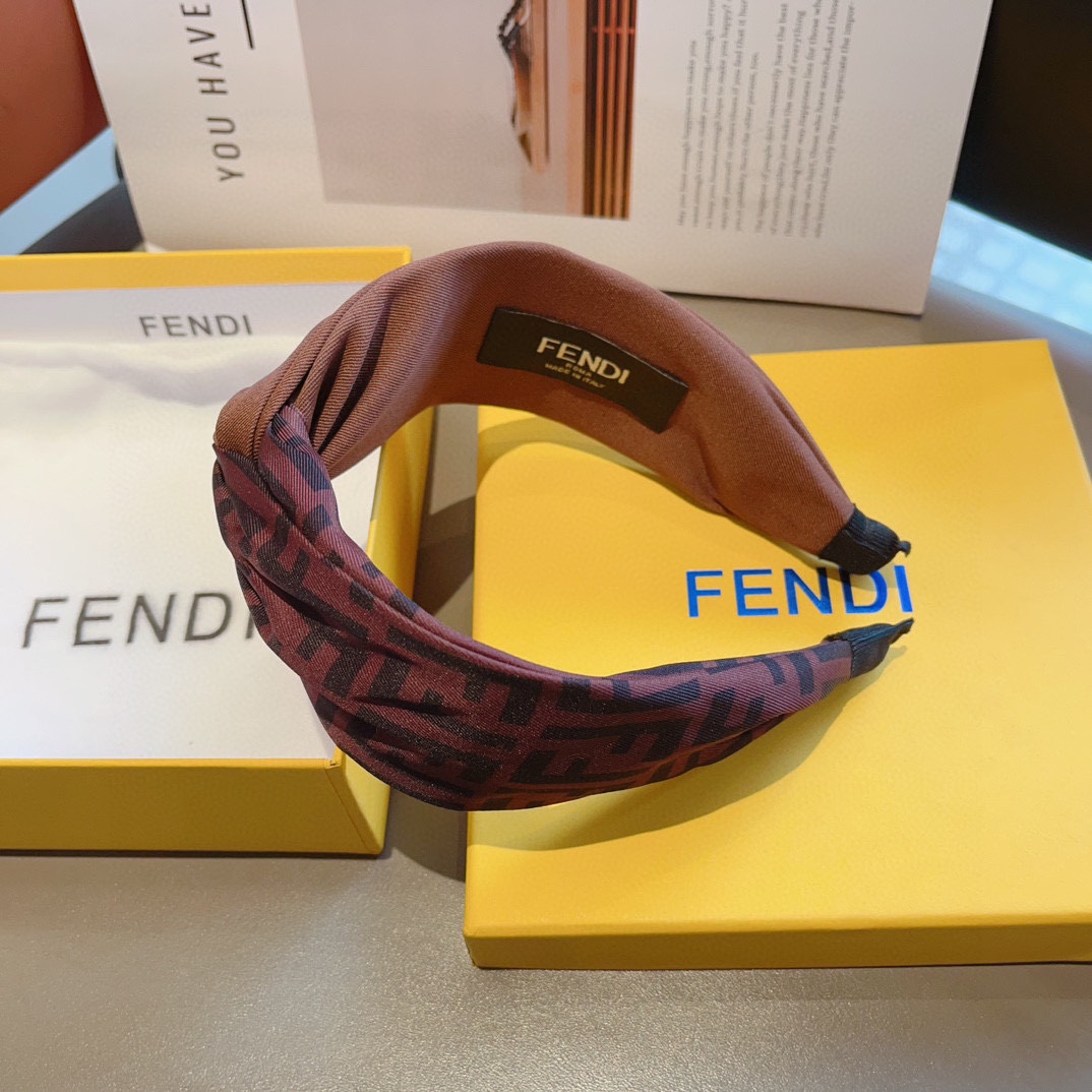 FENDI フェンディ ヘッドバンド ファッション ブランド 本革 ブラック 全2色 - 画像 4