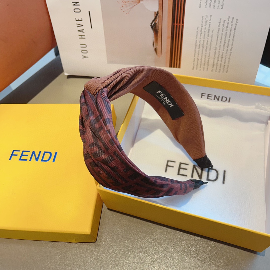 FENDI フェンディ ヘッドバンド ファッション ブランド 本革 ブラック 全2色 - 画像 7