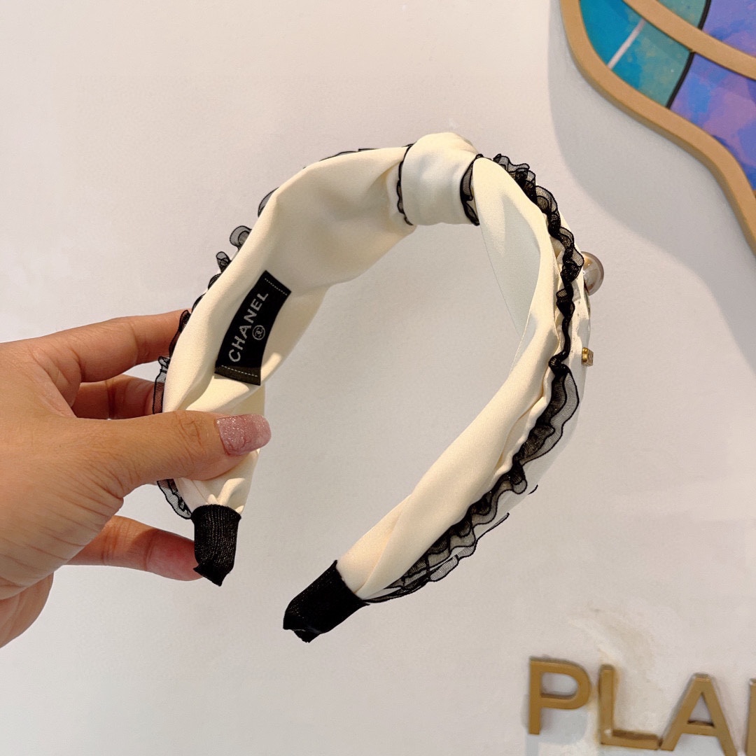 CHANEL シャネル ヘアバンド 本革 レース ピンク ブラック ベージュ 全3色 - 画像 4