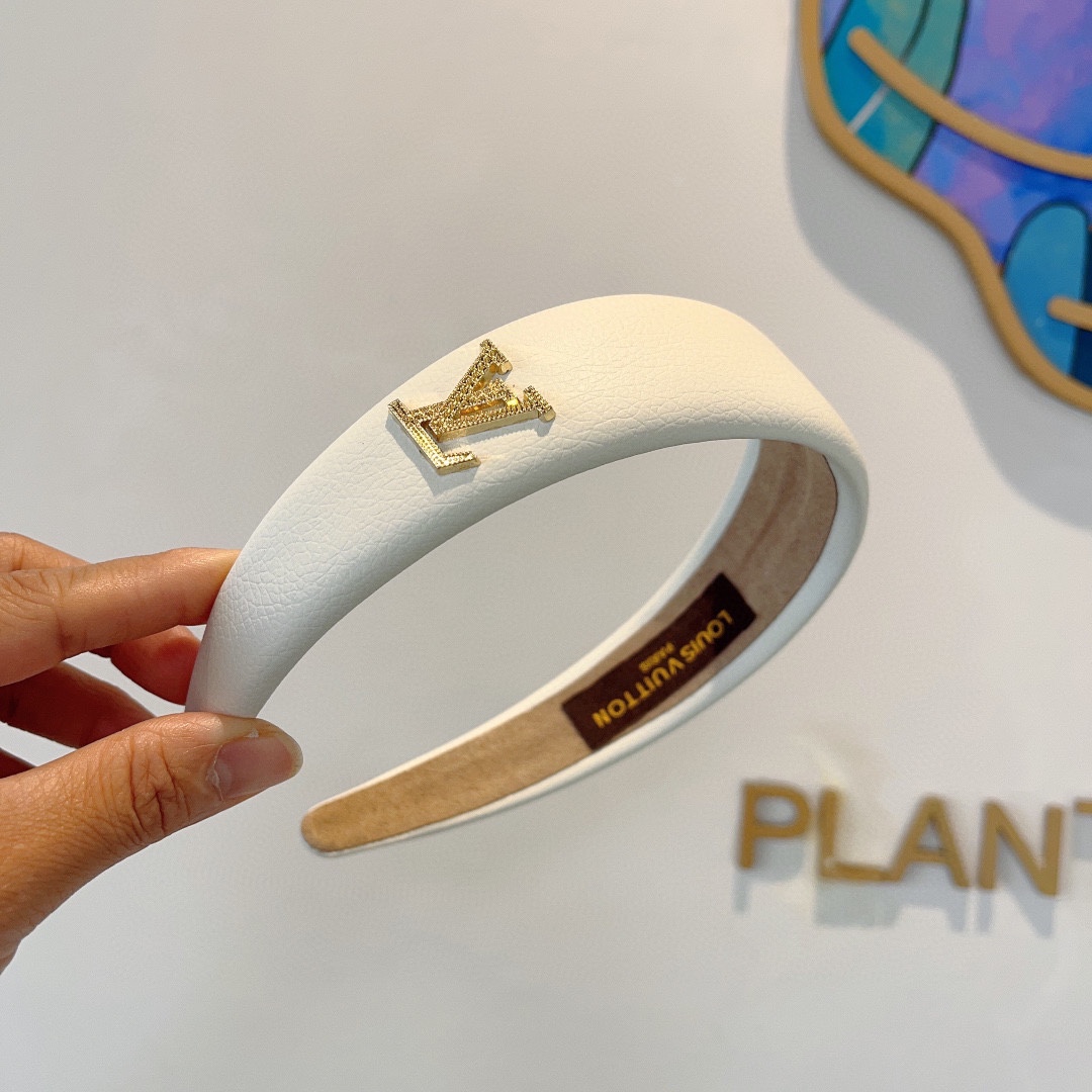 LOUIS VUITTON ルイヴィトン ヘアバンド ブランド ファッション ホワイト ブラック 2色展開 - 画像 3