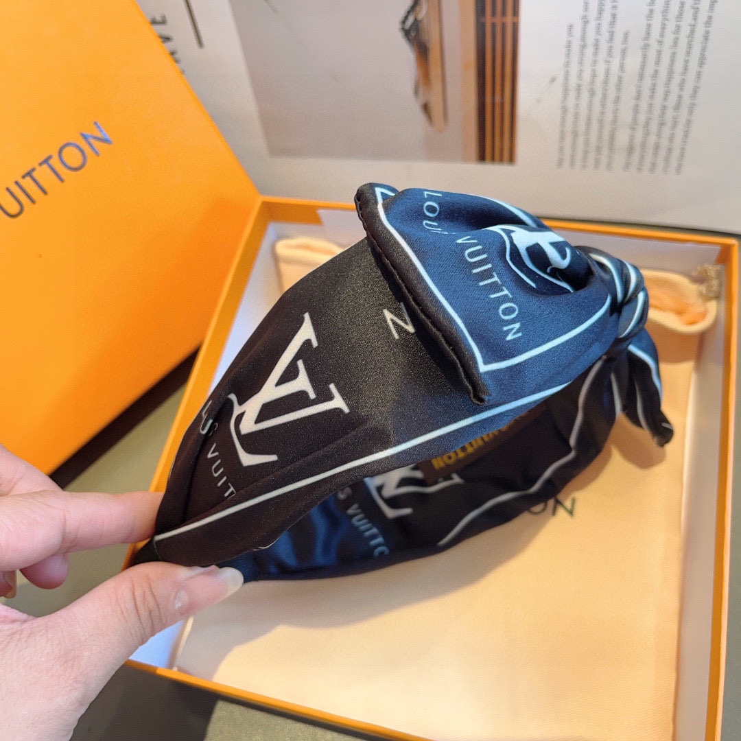 LOUIS VUITTON ルイヴィトン ヘアバンド ロゴ バンド シルク ブラック 全2色 - 画像 6