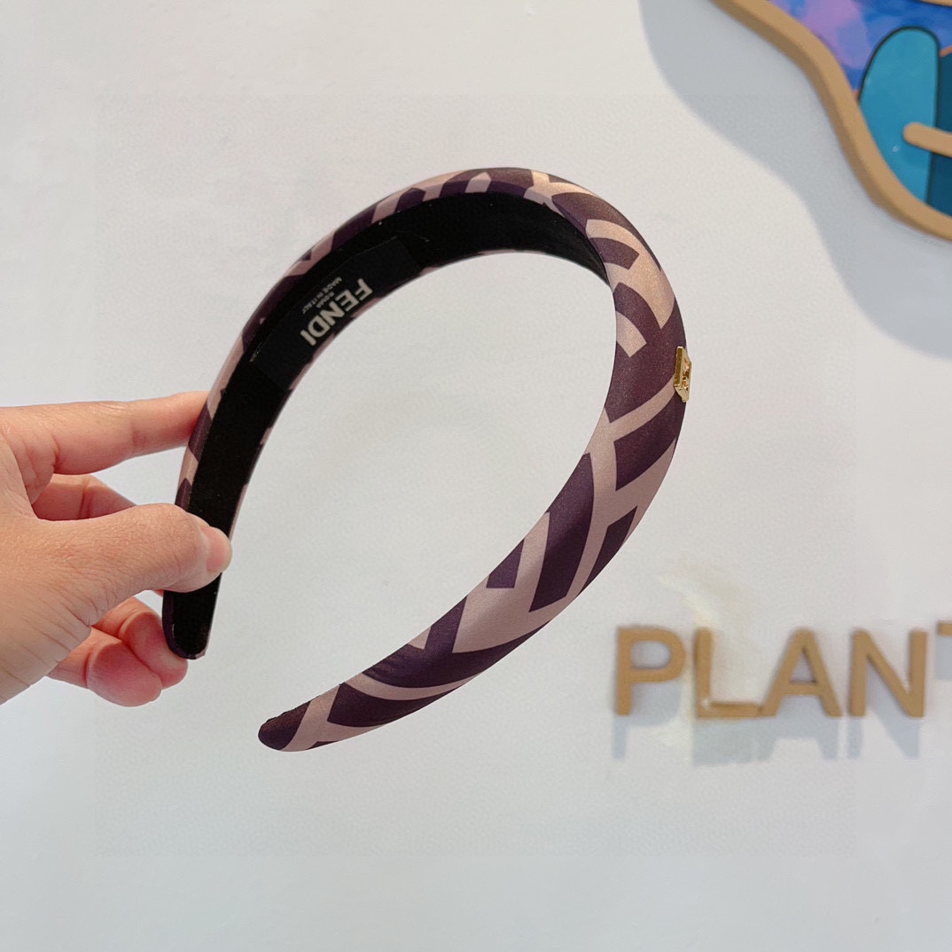 FENDI フェンディ ヘアアクセサリー ファッションヘアバンド ブラック 全1色 - 画像 4