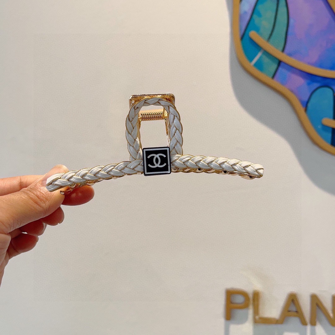 CHANEL シャネル ヘアクリップ ブレイズ ブラック ホワイト 2色展開 - 画像 1