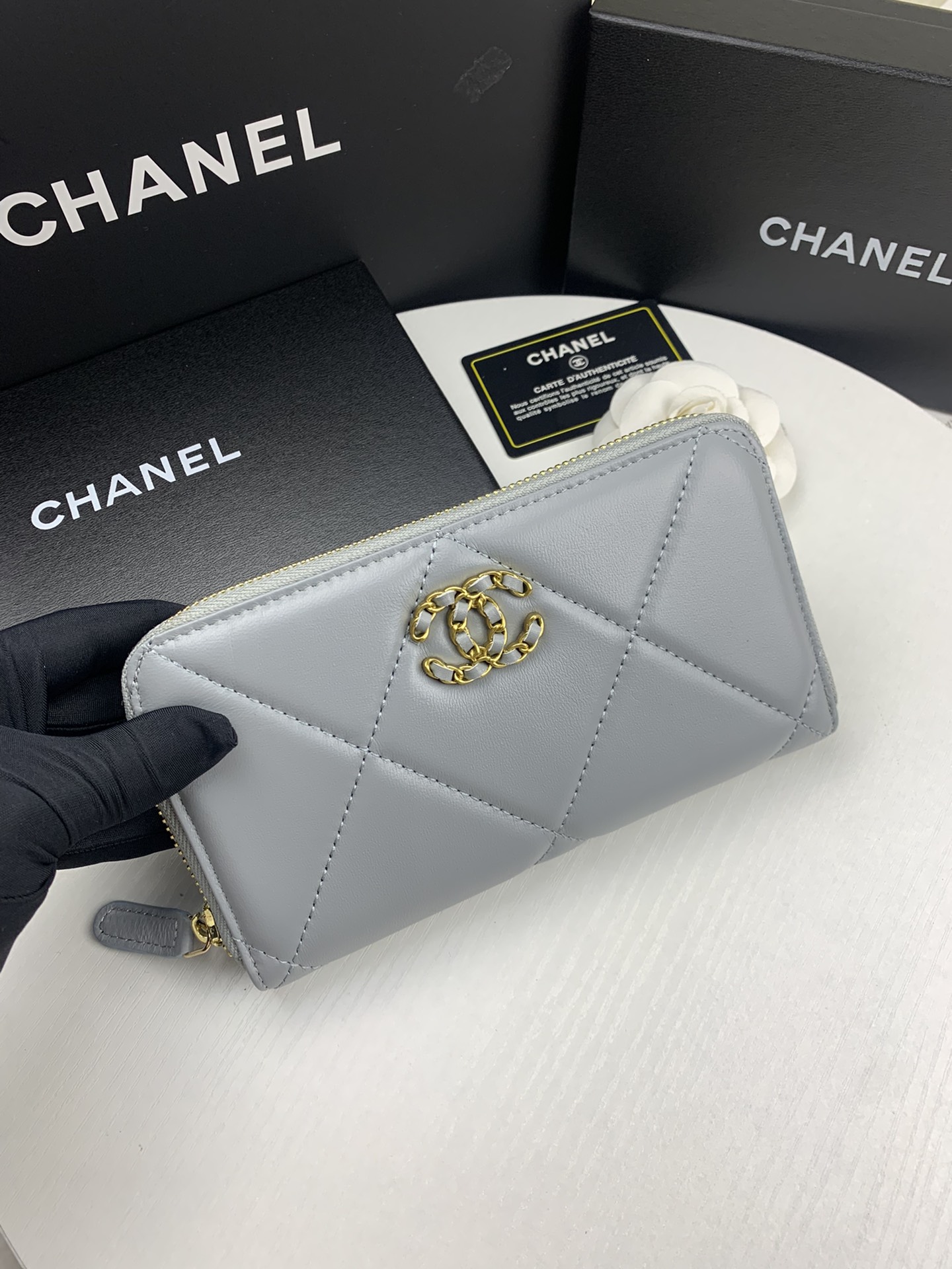 yukishop【 N級品のスーパーコピーブランド通販の専門店!】 / CHANEL シャネル CHANEL19 ディズヌフ ロングジップウォレット  ファスナー長財布 チェーン ココマーク 財布 4色