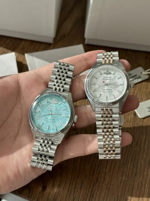 Vivienne Westwood ヴィヴィアン・ウエストウッド 腕時計 レディース メンズ 自動巻き 機械式 37mm 全2色