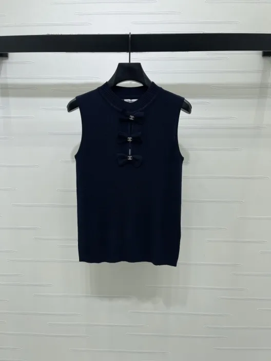 CHANEL コピー ニットベスト フロント立体リボン ロゴ付き レディース 黒 3色展開
