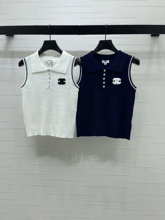 CHANEL ポロネックニットベスト コピー ロゴ刺繍 ファッション ポロ襟 2色展開 白/ネイビー