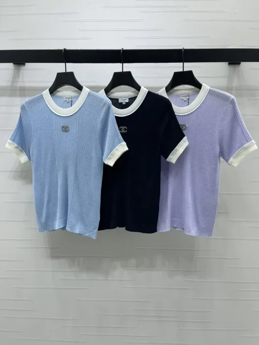 CHANEL コピー ニットTシャツ ロゴ入り 円首 通気性 細身シルエット 3色展開
