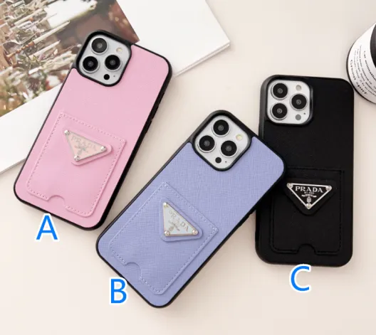 PRADA　プラダ　iPhoneケース　カード収納　携帯ケース　アイフォンケース　スマホケース　3色