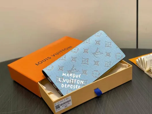 ルイヴィトン（LOUIS VUITTON） 長財布 モノグラム クラシックなデザイン 上質なレザー 上品で高級感のある逸品です