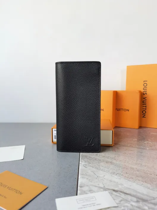 ルイ・ヴィトン モノグラムキャンバス 上品な長財布 レディースへのギフトに最適な定番モデル