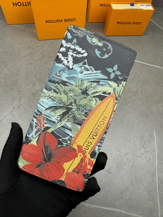 ルイ・ヴィトン モノグラムキャンバス 上品な長財布 レディースに人気の定番モデル