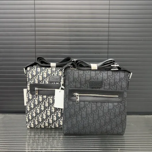 Diorディオール ショルダーバッグ 洗練されたモノグラムキャンバス レディースに人気の上品なデザイン
