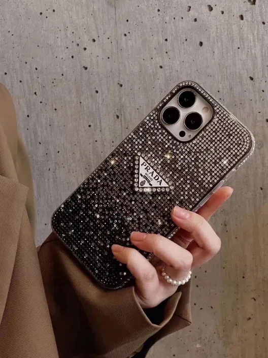 iPhoneケース✨プラダ ストーン キャラクター フルカバー 保護ケース 2色入