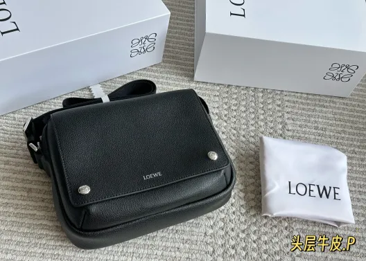 ロエベ 肩掛けバッグ 黒 1色入 🖤
