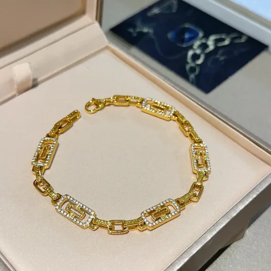 BVLGARI ブレスレット ライン インスタ映え 1色