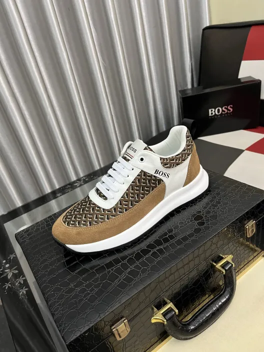 HUGO BOSS メンズスニーカー ブラウン×ホワイト ローカット 2色展開 🐊
