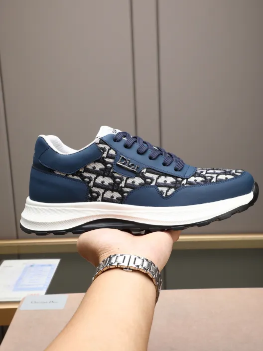 Dior メンズ スニーカー ブラック ホワイト ディオール ロゴ フラットソール 5色入 🎩