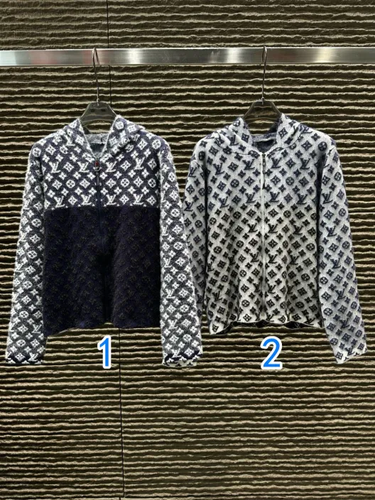 Louis VuittonLOUIS VUITTON ミニクロスオーバー フード付フリースジャケット 2色入