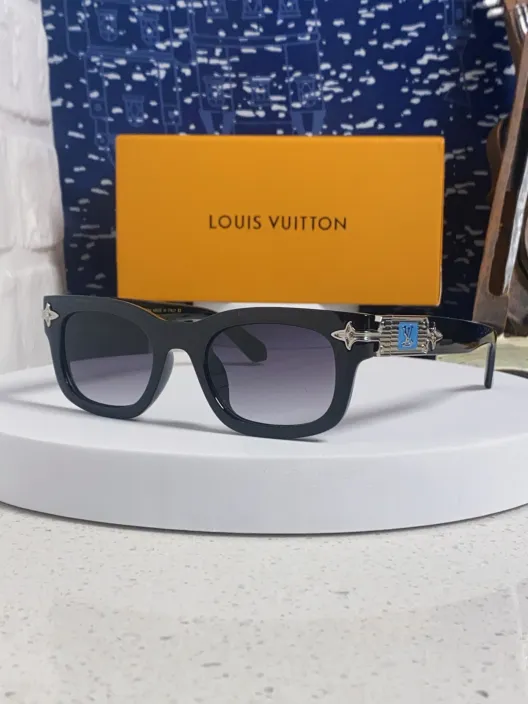 Louis Vuitton ルイヴィトン サングラス メンズ レディース 2025年新作 ブルー ブラック 通勤 レトロ フレーム 多色展開